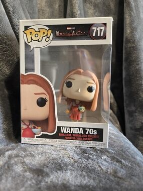 Funko Pop Marvel WandaVision Wanda 70s #717 Vinyl Figure Bobble-Head New